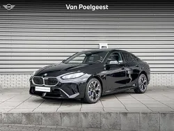 Saphirschwarz metallic (zwart metallic) Gebruikt 2025 BMW 220 Comfort Edition Coupé | € 45.900 (Goede deal)
