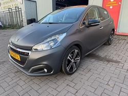 Grijs Gebruikt 2016 Peugeot 208 GT-line Hatchback | € 7.999 (Eerlijke prijs)