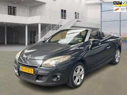Grijs, metallic lak Gebruikt 2011 Renault Mégane Cabriolet Dynamique Cabriolet | € 5.100 (Eerlijke prijs)