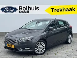 Grijs Gebruikt 2016 Ford Focus Titanium Hatchback | € 10.450 (Iets duurder)