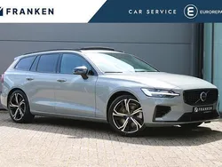 Grijs, metallic lak Gebruikt 2025 Volvo V60 Plus Stationwagen | € 49.950 (Eerlijke prijs)
