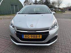 Grijs Gebruikt 2017 Peugeot 208 Active Hatchback | € 8.480 (Eerlijke prijs)