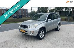 Grijs (metallic) Gebruikt 2003 Toyota RAV4 Luna Stationwagen | € 4.495 (Eerlijke prijs)