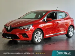 Rood Gebruikt 2020 Renault Clio V Zen Hatchback | € 14.545 (Eerlijke prijs)