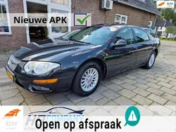 Zwart, metallic lak Gebruikt 1999 Chrysler 300M Sedan | € 2.799