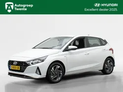Wit Gebruikt 2023 Hyundai i20 Comfort Hatchback | € 19.395 (Eerlijke prijs)