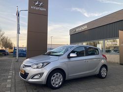 Grijs Gebruikt 2013 Hyundai i20 Dynamiq Hatchback | € 5.995 (Eerlijke prijs)