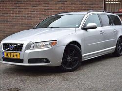 Grijs Gebruikt 2010 Volvo V70 Momentum Stationwagen | € 3.949 (Eerlijke prijs)