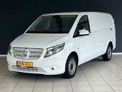 Wit Gebruikt 2022 Mercedes Vito MPV | € 28.645 (Eerlijke prijs)