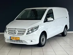Wit Gebruikt 2022 Mercedes Vito MPV | € 28.845 (Eerlijke prijs)