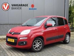 Rood Gebruikt 2015 Fiat Panda Lounge Hatchback | € 6.750 (Eerlijke prijs)