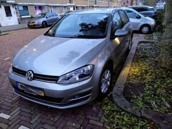 Zilver Gebruikt 2014 VW Golf VII Highline Stationwagen | € 12.500 (Goede deal)
