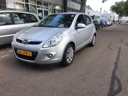 Grijs Gebruikt 2009 Hyundai i20 Dynamiq Hatchback | € 4.999 (Eerlijke prijs)