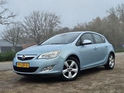 Blauw Gebruikt 2010 Opel Astra Edition Hatchback | € 2.799 (Goede deal)