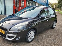 Gebruikt 2010 Renault Scénic III MPV | € 4.350 (Eerlijke prijs)