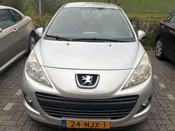 Grijs Gebruikt 2010 Peugeot 207 Style Hatchback | € 3.000 (Goede deal)