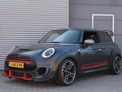 Grijs Gebruikt 2020 Mini John Cooper Works Hatchback | € 42.999 (Eerlijke prijs)