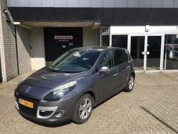 Grijs Gebruikt 2010 Renault Scénic III Dynamique MPV | € 2.999 (Goede deal)