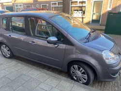 Grijs Gebruikt 2010 Renault Modus Exception MPV | € 7.250 (Duur)