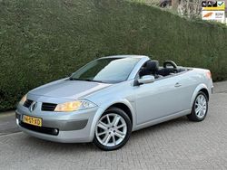 Grijs Gebruikt 2006 Renault Mégane Cabriolet Luxe Cabriolet | € 2.750 (Eerlijke prijs)