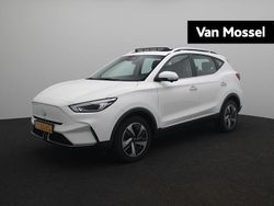 Wit Gebruikt 2023 MG ZS Luxury Sedan | € 27.995 (Eerlijke prijs)