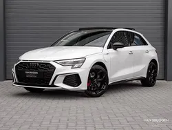 Wit Gebruikt 2022 Audi A3 Sportback S-Line Hatchback | € 37.990 (Iets duurder)