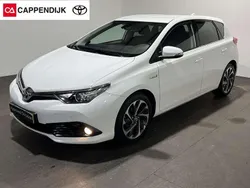 Wit Gebruikt 2018 Toyota Auris Hybrid Executive Hatchback | € 16.950 (Iets duurder)