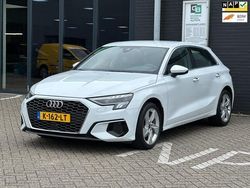 Wit Gebruikt 2021 Audi A3 Sportback Business Hatchback | € 21.995 (Eerlijke prijs)