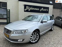 Grijs, metallic lak Gebruikt 2016 Volvo V70 Inscription Stationwagen | € 10.950 (Eerlijke prijs)