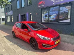 Rood Gebruikt 2016 Kia Ceed Comfort Hatchback | € 11.450 (Duur)