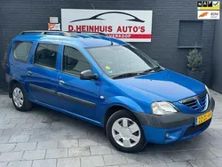 Blauw Gebruikt 2008 Dacia Logan MCV Lauréate MPV | € 2.240 (Eerlijke prijs)