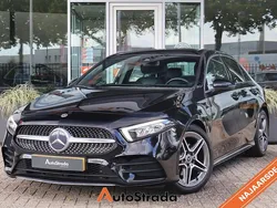 Zwart Gebruikt 2020 Mercedes A180 AMG line Sedan | € 23.900 (Goede deal)