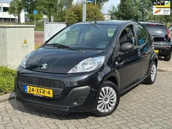 Zwart Gebruikt 2012 Peugeot 107 Access Hatchback | € 3.950 (Eerlijke prijs)