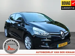 Zwart Gebruikt 2017 Renault Clio IV LIMITED Hatchback | € 8.045 (Eerlijke prijs)