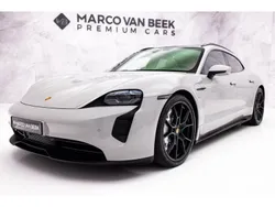 Grijs Gebruikt 2022 Porsche Taycan Sport Turismo Sedan | € 84.850 (Eerlijke prijs)