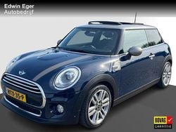 Blauw Gebruikt 2017 Mini Cooper Chili Hatchback | € 18.950 (Eerlijke prijs)