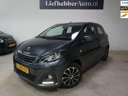 Grijs, metallic lak Gebruikt 2015 Peugeot 108 Active Hatchback | € 9.799 (Eerlijke prijs)