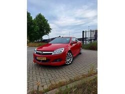 Rood Gebruikt 2008 Opel Astra Cabriolet OPC Cabriolet | € 3.426