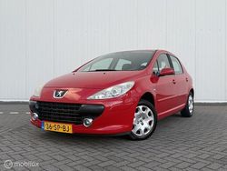 Rood Gebruikt 2006 Peugeot 307 Hatchback | € 2.250 (Iets duurder)