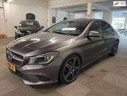 Grijs Gebruikt 2013 Mercedes CLA200 Sedan | € 13.750 (Eerlijke prijs)