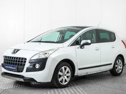Wit Gebruikt 2012 Peugeot 3008 MPV | € 3.900 (Eerlijke prijs)