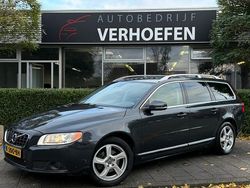 Grijs Gebruikt 2013 Volvo V70 Summum Stationwagen | € 9.950