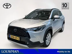 Grijs, metallic lak Gebruikt 2024 Toyota Corolla Cross Active SUV | € 34.950 (Eerlijke prijs)