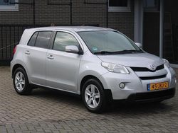 Grijs Gebruikt 2009 Toyota Urban Cruiser SUV | € 6.450 (Eerlijke prijs)