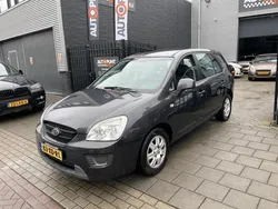 Grijs Gebruikt 2007 Kia Carens MPV | € 1.999 (Eerlijke prijs)