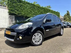 Zwart Gebruikt 2012 Renault Clio GrandTour Collection Stationwagen | € 4.499 (Eerlijke prijs)