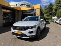 Wit Gebruikt 2018 VW T-Roc Style SUV | € 22.995 (Eerlijke prijs)