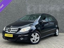 Zwart Gebruikt 2008 Mercedes B170 MPV | € 2.995 (Goede deal)