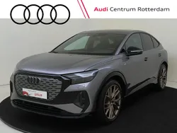 Grijs Gebruikt 2022 Audi Q4 Sportback e-tron Basis SUV | € 40.750 (Eerlijke prijs)