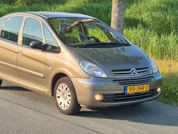 Bruin Gebruikt 2009 Citroën Xsara Picasso MPV | € 3.750